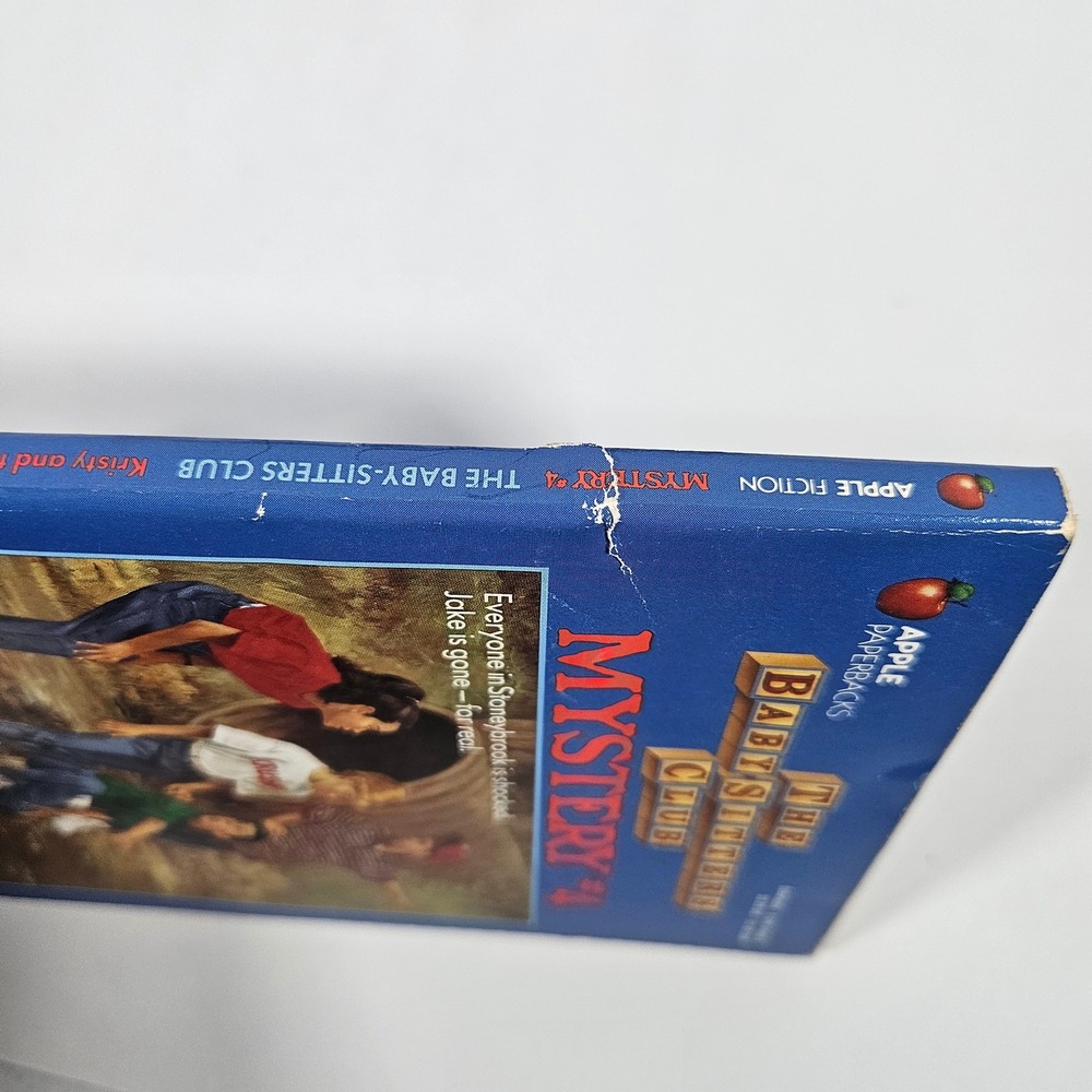 The Baby-Sitters Club Mystery Books 1-4 Lot Ann M Martin Vintage Paperbacks - Picture 9 of 11